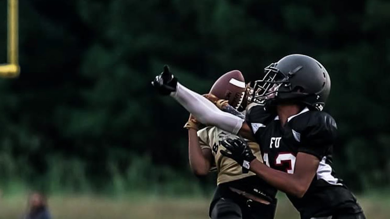 Top Youth Football Plays Of The Week | Ep 1 - YouTube