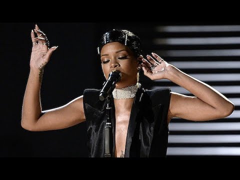 Rihanna Diamonds Live Performance Hd Youtube Music