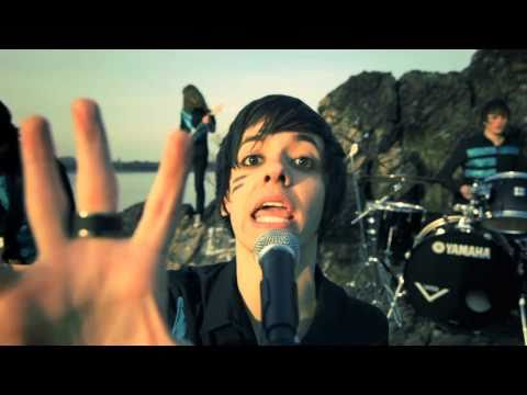 Me vs Gravity - Walls (OFFICIAL MUSIC VIDEO) Me vs Gravity - Walls (OFFICIAL MUSIC VIDEO)