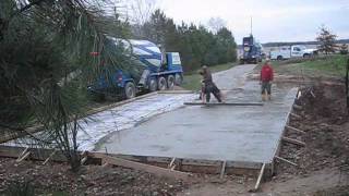 Pouring the Slab of a Rocket Steel Arch Building