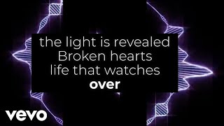 Cristina Reine - The Light Revealed in Pain (Lyric Video)