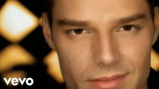 Ricky Martin - Livin' la Vida Loca (Official Video - Spanish)