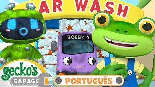 O Bobby, o Ônibus Vai de Pilhas | Gecko's Garage em Português | Desenhos Animados Infantis