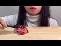 【咀嚼音】いちごのコンビニスイーツを食べる音　asmr