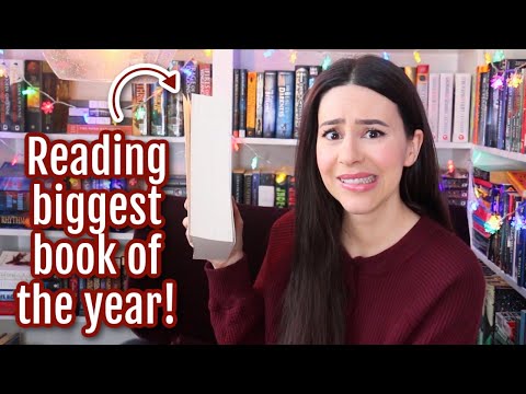 I'm trying to read the biggest book in my 2023 TBR Chill Reading Vlog