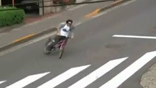 自転車ドリフト