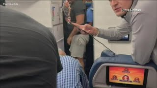 Passengers help subdue unruly passenger on Delta flight from L.A. to Atlanta