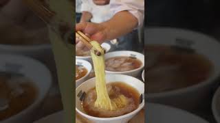 Ramen popular with foreign tourists in Tsukiji  #shorts