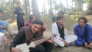 Charta chi zi ma la pradi ghamona rawri(چرتہ چی زی ما لہ پردی غمونہ راوڑی) pashto tapy. mast rabab