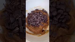 Keto Chocolate Chip Cookies- Best Low Carb Cookies