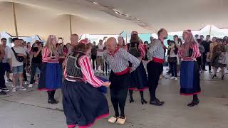 快乐的荷兰🇳🇱农场舞 very happy farms’ dance 💃 in Holland 🇳🇱 (AIA Singapore 🇸🇬 Amsterdam Convention)