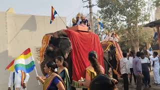 ಜುಂಜರವಾಡ ಪಂಚಕಲ್ಯಾಣ ಎರಡು ಆನೆಗಳು ಕುದುರೆಗಳು ಸಹಿತ ಮೆರವಣಿಗೆ.