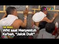 Viral Aksi Jemaah Haji Berdoa Tak Biasa di Depan Ka'bah, Minta Uang Sambil Gedor-Gedor