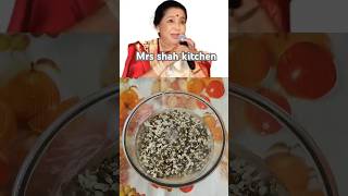 Legendary singer Aasha Bhosleji ki Pesawari Dal Recipe #shortsvideo  #aashabhosle #cooking