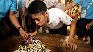 MTUTD.TV ใครๆก็รัก ตังค์ - สารัช อวยพรวันเกิดทั้งชุดซีเกมส์และชุดใหญ่