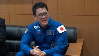 金井宇宙飛行士が国際宇宙ステーション長期滞在でのミッション報告に林大臣を訪問