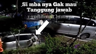 Mobil Tabrak Bajaj.sopir gamau tanggung jawab