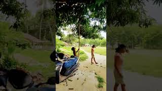 এটা আমাদের গাছের আম কি মজা #funny #comedy #viral #trending #foryou #trendingshorts #shortvideo 🤣😂😂