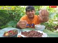 EATING WORM WITH HOT SPICY CHILI | EXOTIC FOOD | BOY TIBAY KUMAIN NG UOD.🌶