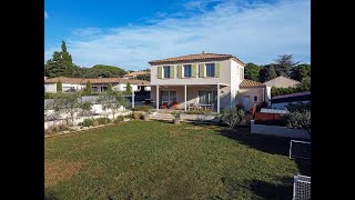 Entre vignes, garrigue et oliviers, villa contemporaine de 4 chambres hors lotissement