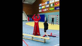 Exercice pour feinte 4 en handball par le coach Philipp I handball