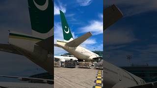 PIA Boeing 777 UP CLOSE At Toronto Pearson #aviation #pakistan #pia #pakistani #pakistannews