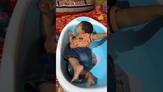 আদিয়ান বাথটাবে শুয়ে আছে। #cutebabyshorts #babyviralvideo #বাচ্চাদেরভিডিও #মিষ্টিবাবু