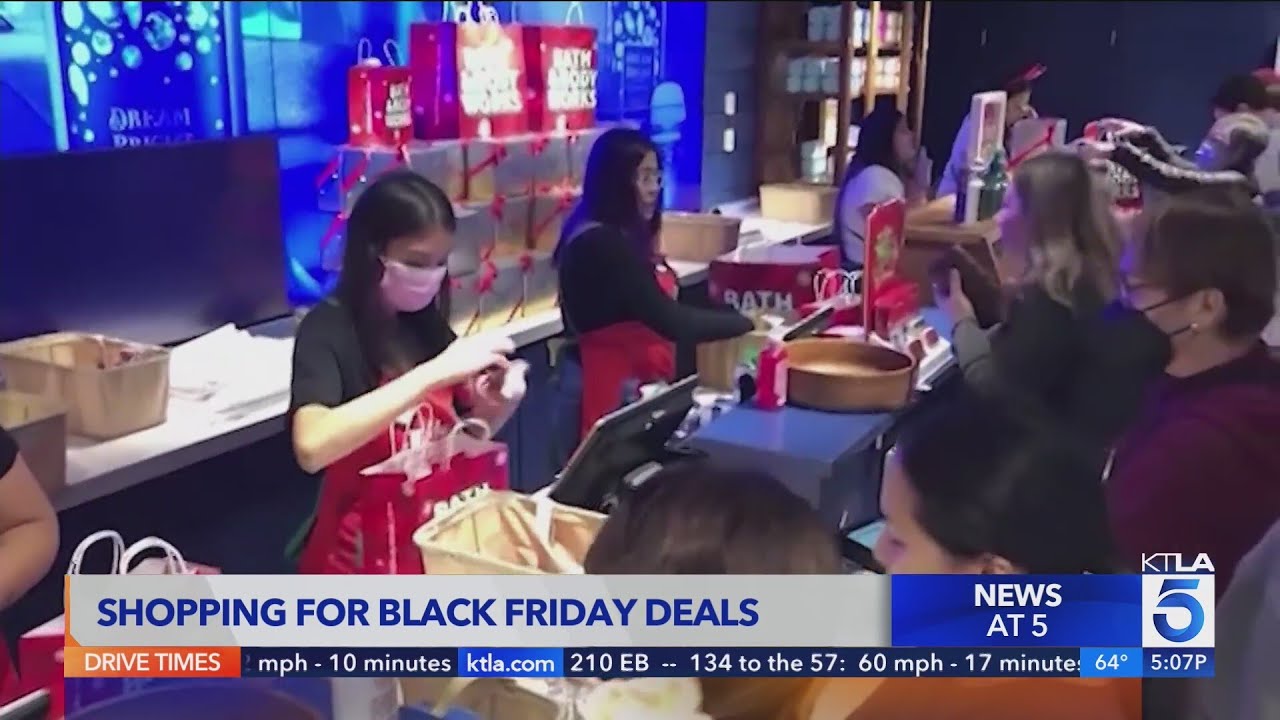 Shoppers Flock To Southern California Malls For Black Friday Deals ...