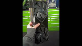 NVIDIA GeForce RTX 5090 Founders Edition 32 GB GDDR7 / DLSS 4 / Reflex 2 / Ray Tracing / AI