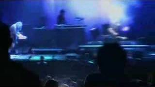 Deftones - Beware (live Phoenix '06)