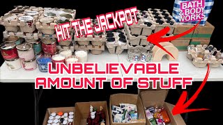 DUMPSTER DIVING - THOUSANDS OF DOLLARS WORTH OF MERCHANDISE IN THIS DUMPSTER!!!