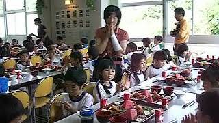 笠間市　ともべ幼稚園「第１回目の配信動画」2007年お泊り保育　昼食の様子