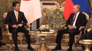 Japan's Abe meets with Putin in Moscow