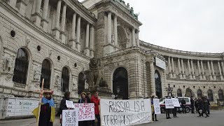 Deputados russos na reunião da OSCE