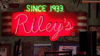In a tiny Texas town, one tavern has stood the test of time