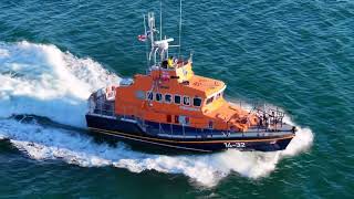 Redbay lifeboat and sports cruiser drone shots 4K