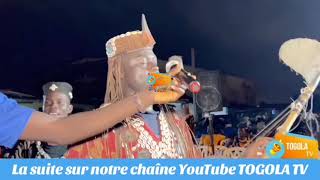 Dozo-Gonifor Oumar koné chante pour les peules.