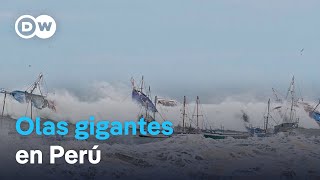 Perú cierra 91 puertos y playas recreativas por fuerte oleaje en su costa