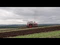 zetor crystal 8011 ploughing