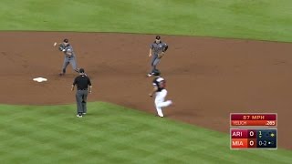 ARI@MIA: Delgado gets Yelich to ground into DP in 1st