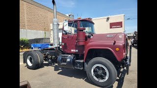 SINGLE AXLE MACK TRACTOR - R Model RD690P - Incredibly Clean, One Owner