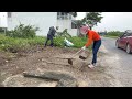 the neighbor didn t say a word when he saw us cleaning the sidewalk right next to their house.