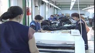 СЕКОЈ ПЕТТИ МАКЕДОНЕЦ ПОД СВОЈАТА ОБЛЕКА КРИЕ MADE IN MACEDONIA