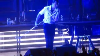 HURTS 12.03.2016 Minsk HD Weight of the world - blood, tears \u0026 gold - Evelyn