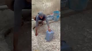 দেখুন কিভাবে কারখানায় নকল চাল তৈরি করে | See how people fake rice is made in a factory