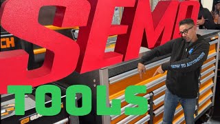 Mechanic Checks Out Tool Companies  At The 2024 SEMA Show