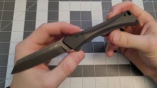 Taking a Look at the Cool AKC Smarty Auto Knife 🔪