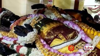 பக்தர்களுக்கு அருள்பாலிக்கும் அத்திவரதர், காஞ்சிபுரம்