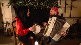 A Christmas Evening At The Mucky Mansion