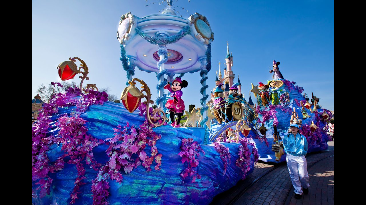 Disney Magic On Parade - Disneyland Paris 20 Years - YouTube